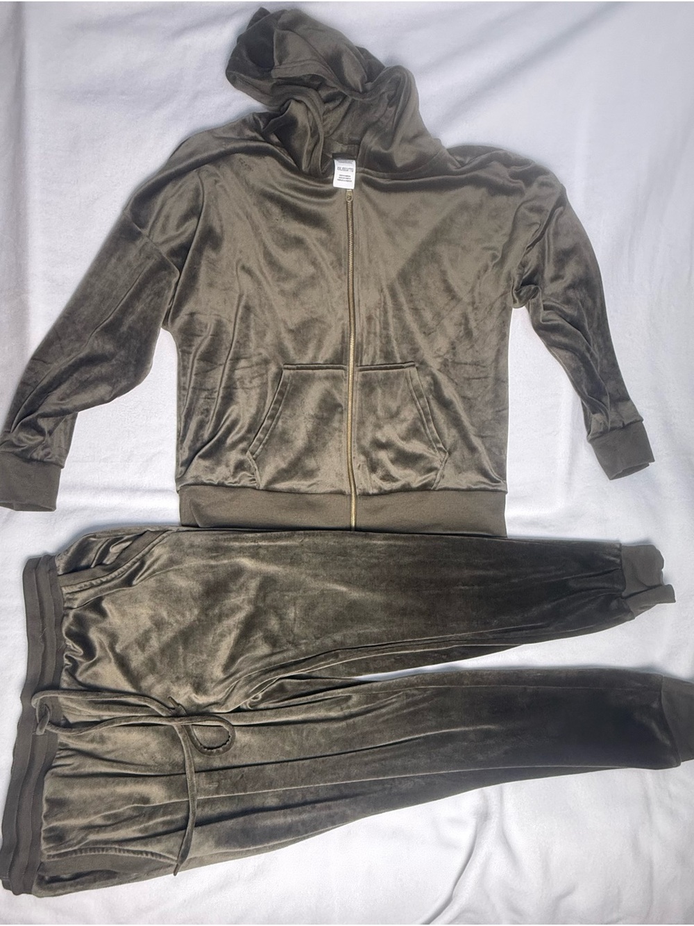 Felina Women’s Olive Green Velour Velvet Tracksuit Hoodie Jogger Set